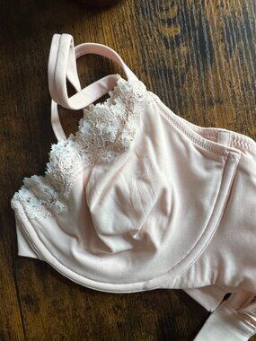 SKIMS fits everyone wired lace bra in blush pink